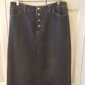 GAP Long Denim Skirt  0018